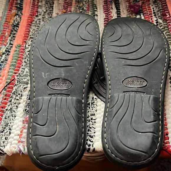 Born Sandals Brown leather. Size 7 - 7.5. - Picture 2 of 2